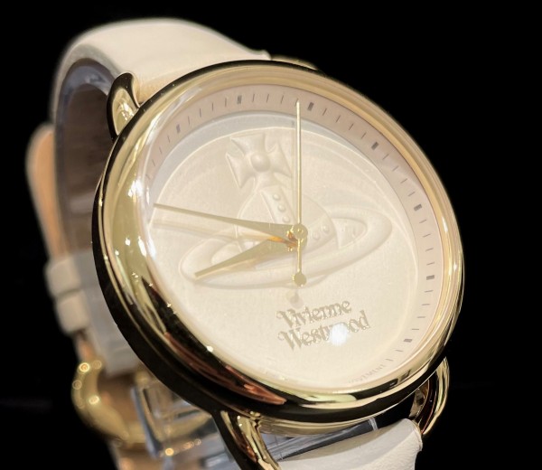 スタッフおすすめ商品(VIVIENNE WESTWOOD)
