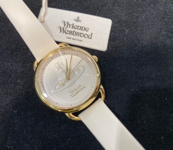 スタッフおすすめ商品(VIVIENNE WESTWOOD)